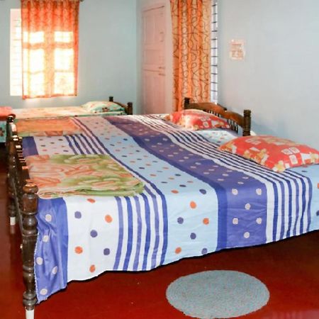 Coorg Naladi Holidays Kakkabe ภายนอก รูปภาพ
